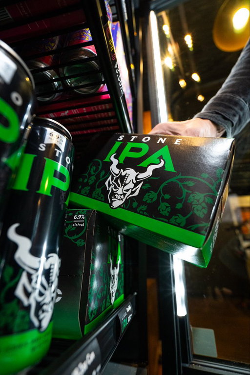 Consider this your sign to stock up. 👀

Labor Day weekend is almost here, and the fridge isn’t going to fill itself. Find Stone IPA near you with our Beer Finder at https://find.stonebrewing.com/!

#StoneIPA 