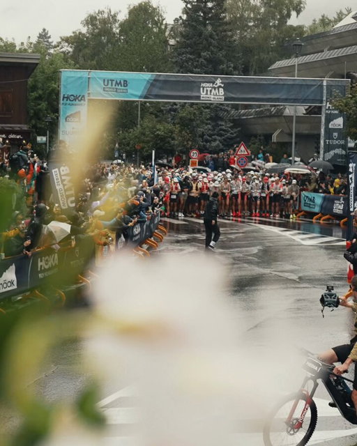 A rainy start line and the @UTMBWorldSeries CCC® is off. 🌧️ 