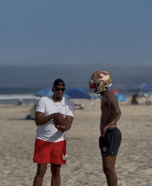 JUST IN: Fake 49ers player who scammed 26+ women out of $1.3 million arrested at airport. 