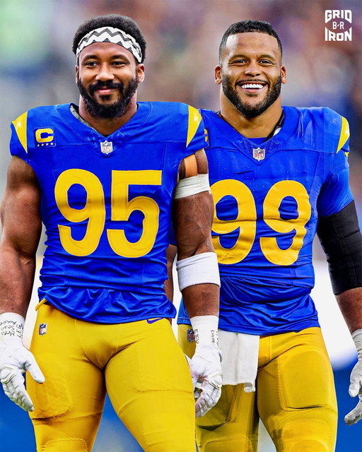 BREAKING: AARON DONALD IS UNRETIRING AND JOINING THE RAMS ON A 1-YEAR, $20M DEAL, per @RapSheet 🚨

HE'S BACK. 🤯🔥 