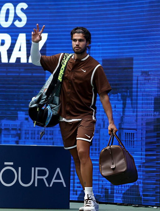 Thoughts on Carlos Alcaraz’ US Open outfit? 