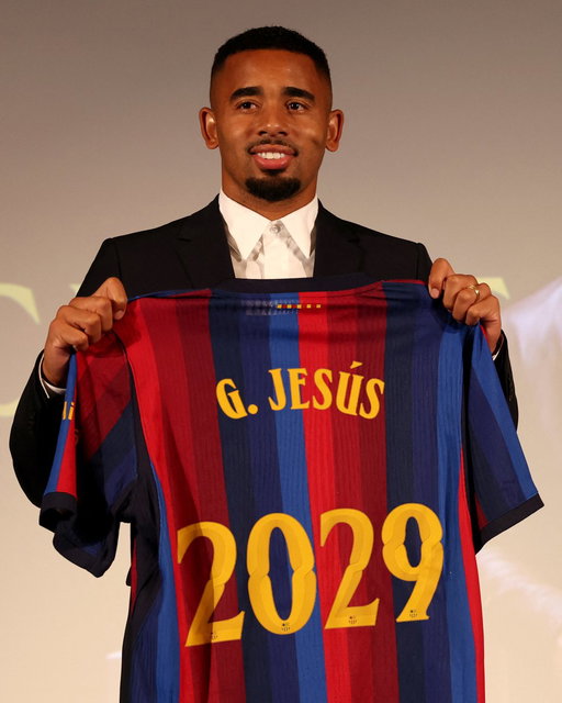 Gabriel Jesus ✍️ Barcelona 

#UCL 
