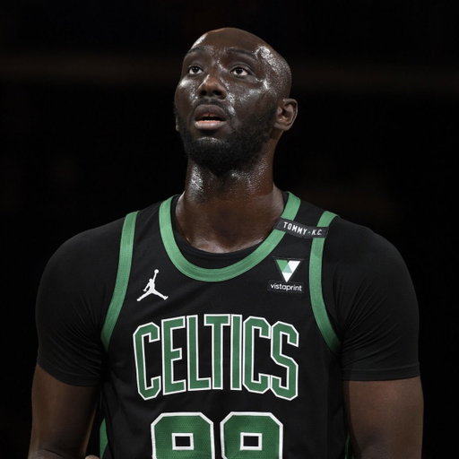 JUST IN: The Sixers announce that they have signed Tacko Fall, per @sixers.

He’s officially back in the league 🔥 