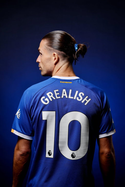 🔟 Jack Grealish
2️⃣ Ainsley Maitland-Niles

Shop kits at: https://t.co/eEp9V4XOBI 