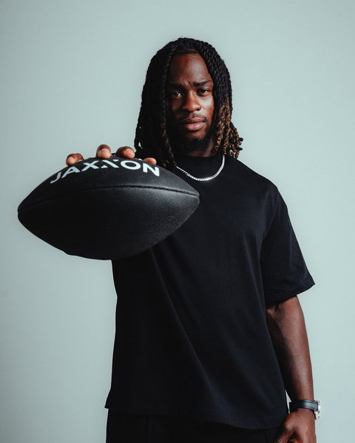 RT @Jaxxonjewelry: Ready to shine in year 2 with Jaxxon. @AshtonJeanty2 💎 