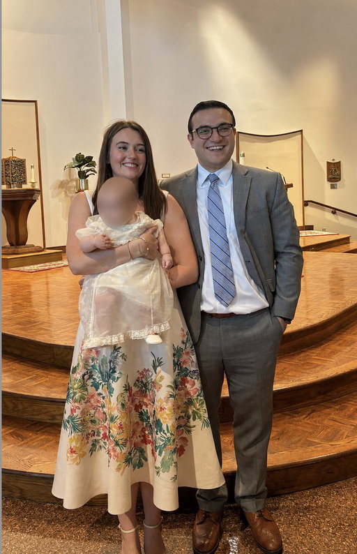 Erin Piacenti had just returned to work after maternity leave after welcoming a baby girl five months ago. 

32-year-old Erin Piacenti Vice President at Bank of America was killed in a random stabbing in Times Square on Monday. 

📸:GETTY 