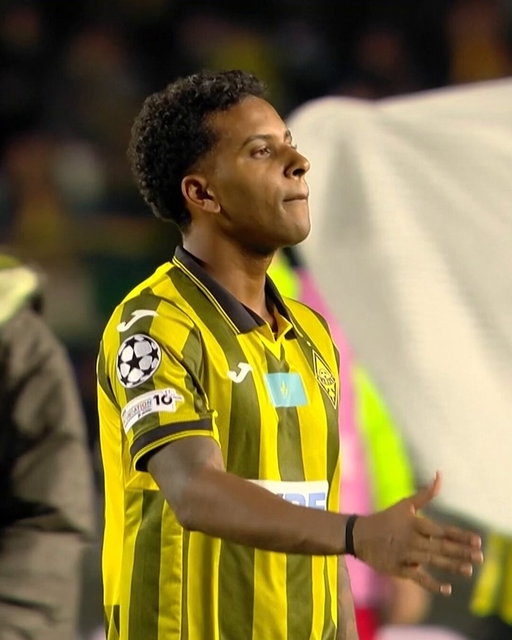 Rodrygo in Almaty 🧐

#UCL 