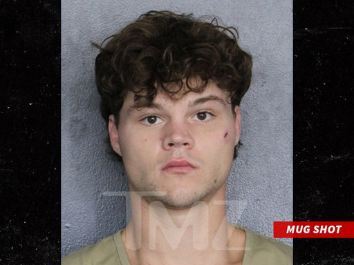 🚨 Popular influencer Jack Doherty has been arrested.

What we know: https://t.co/yaWx63fCXX 