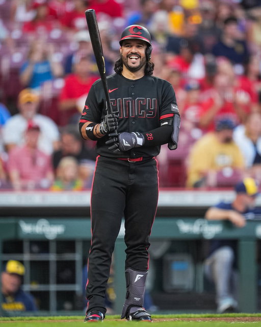 In his first at-bat since becoming a United States citizen, Eugenio Suárez's teammates changed his walk-up song to "God Bless the USA (I'm Proud to Be an American)" 🇺🇸 