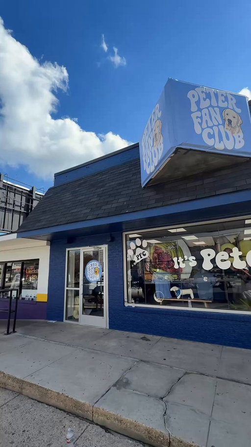 Kirk Herbstreit's 'Peter Fan Club' store has officially opened.

• Peter-themed apparel
• Located in Baton Rouge
• Raising Cane's helped launch 