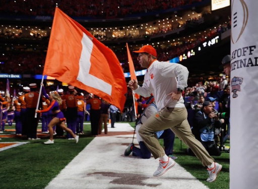 Clemson’s last 6 season openers 

2021: Lost to #3 Georgia ❌
2022: Beat unranked Gtech ✅
2023: Blown out by unranked Duke ❌
2024: Blown out by #2 Georgia ❌
2025: Home loss to #9 LSU ❌
2026: Destroyed by #11 LSU ❌ 