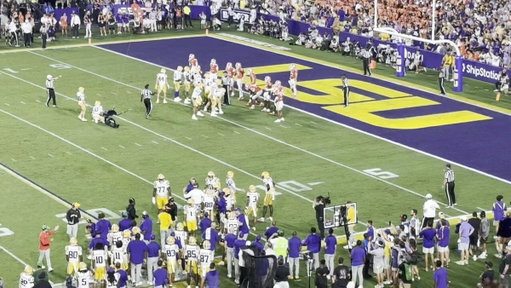 LSU was up by so much last night, Lane Kiffin started putting up jumpers on sideline 
