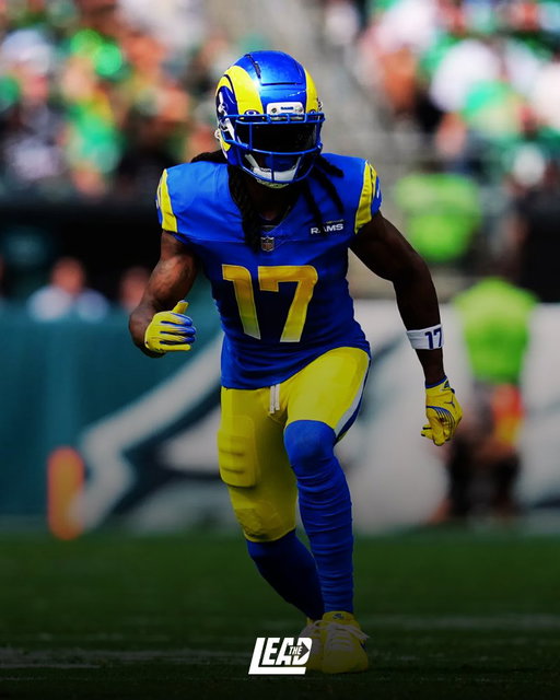 #Rams WR Davante Adams could become the second player in NFL history to score a touchdown on three continents with a score Thursday against the #49ers in Australia.

#Eagles RB Saquon Barkley first accomplished this feat, scoring in North America, Europe and South America. 