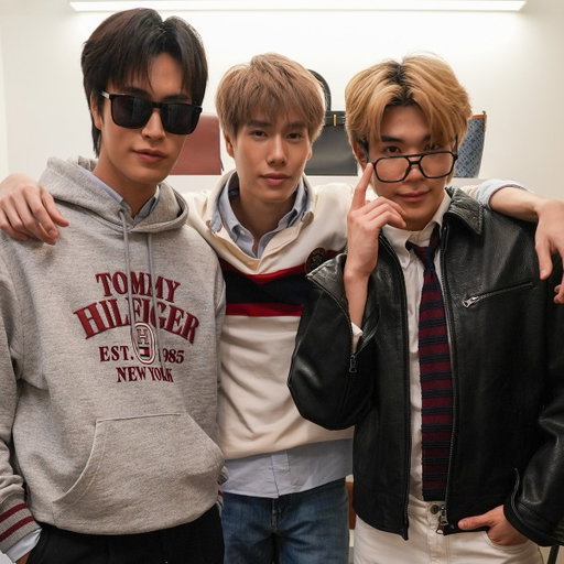 retweet if you’re excited to see our Tommy boys at #nyfw 🇺🇸

@tawattannn @gemini_ti @phuwintang 
