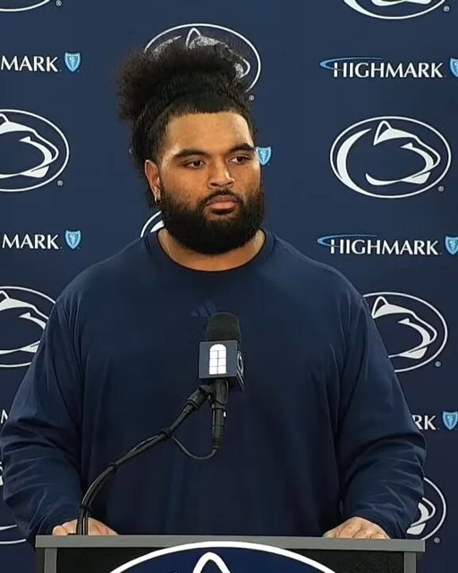 "My parents [are] still struggling. I'm broke."

8th year senior Siale Tuapaki grew up in a 2 bedroom home with 22 people living in it.

He pays for their internet for them to watch him play football on Saturdays 🙏

(via Penn State Athletics/YT) 