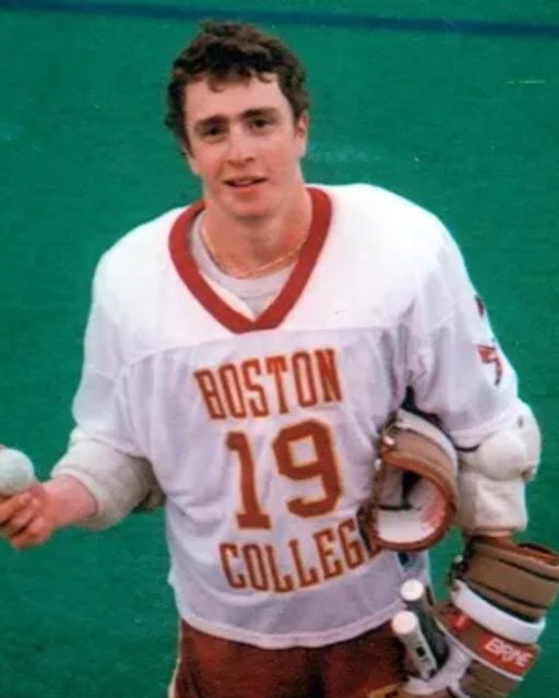 25 years ago today, former Boston College lacrosse player Welles Crowther was working in the World Trade Center’s South Tower. He was just 24 years old.

After the tower was struck, he covered his face with his signature red bandana and repeatedly returned upstairs to help others. He is credited with saving as many as 18 people before losing his life when the building collapsed.

For months, survivors knew their rescuer only as the man in the red bandana. His mother later recognized him through their stories.

Every year, Boston College honors his bravery with the Red Bandanna Game 🇺🇸❤️