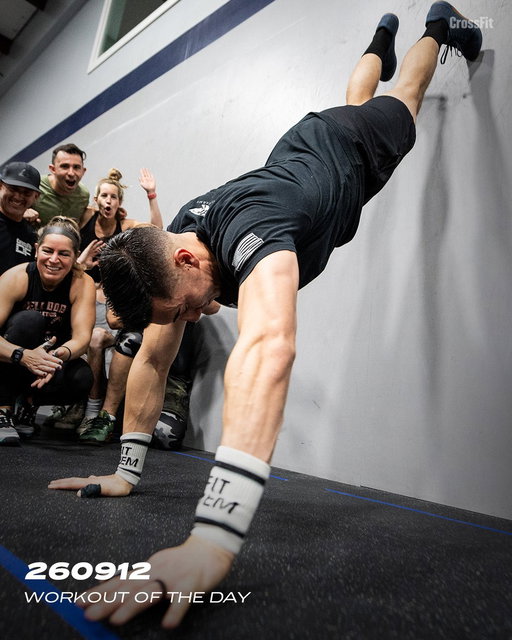 Workout of the Day
Saturday 260912

Complete as many reps as possible in 12 minutes of:
2 wall walks
2 legless rope climbs

Add 1 wall walk every round. 

Post reps to comments.

📍CrossFit Driv in St. Augustine, Florida

#CrossFit #WorkoutoftheDay 