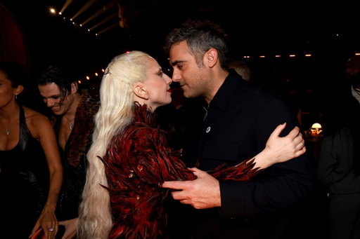 Lady Gaga Welcomes Her First Child With Fiancé Michael Polansky Details: https://t.co/adEkuFWyON 