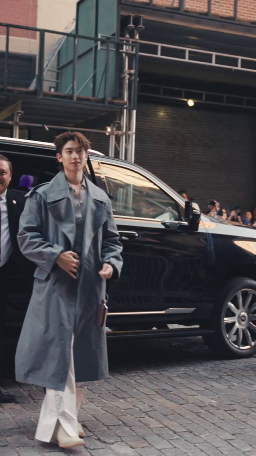 a moment for Thomas Chungmanirat. 

seen at the Calvin Klein Collection Spring 2027 runway show by Veronica Leoni.

Terminal Warehouse, New York City. 