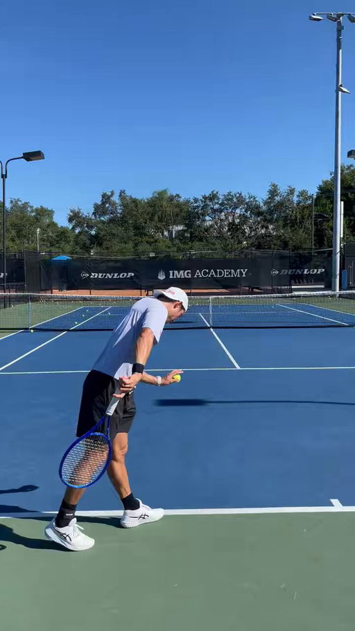One last session at IMG Academy 🎾💙

IMG Academy alum Kei Nishikori put in the work during his training session on campus before heading to Tokyo for his final professional event! 