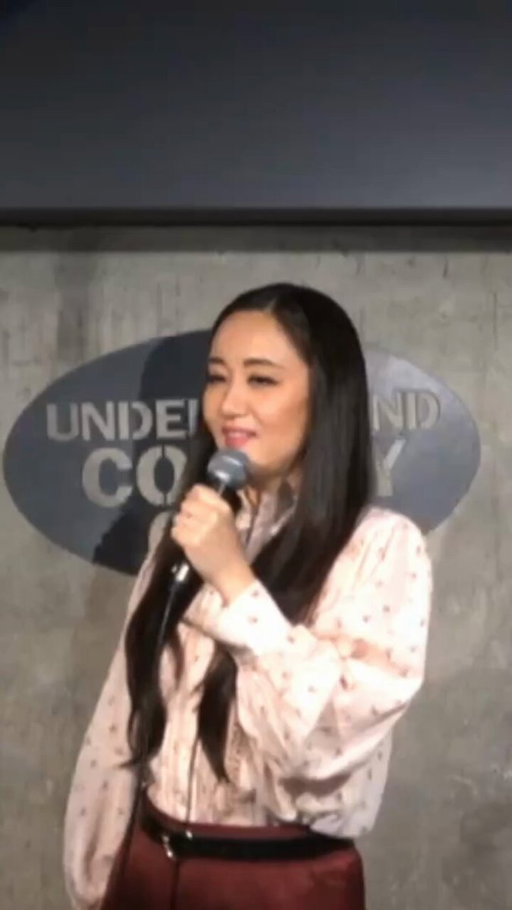 The yen is cheap and suddenly EVERYONE is going to Japan. 🇯🇵😂

#standupcomedy #japanesecomedy #japan #comedian #yuminagashima 