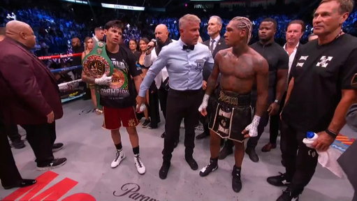 Heavy is the head 👑 

🇺🇸 @RyanGarcia defeats Conor Benn by TKO in R2 ‼️ #GarciaBenn 