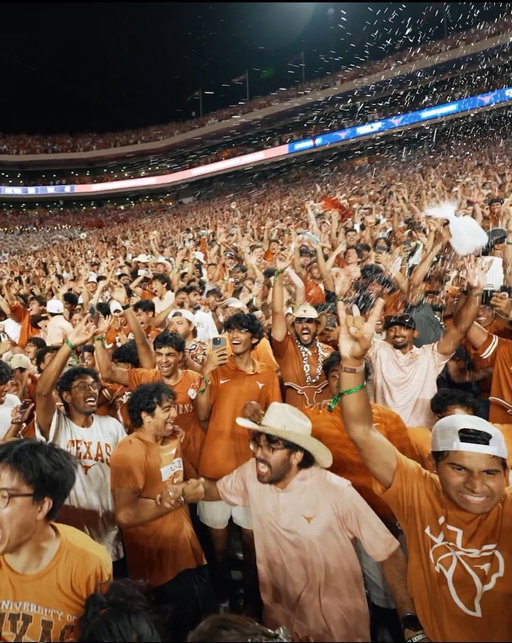 This photo makes me fucking happy. Indian guys in cowboy hats getting rowdy at a college football game.

It’s going viral for the wrong reasons right now. But I’m glad people get to see what America looks like in 2026. 

We have arrived baby 🤠 