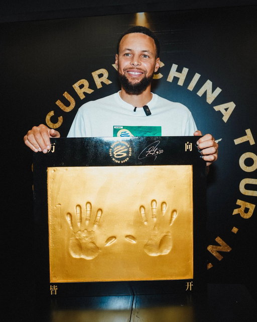 Leaving our mark on Shenzhen. #ChangeTheGameForGood 