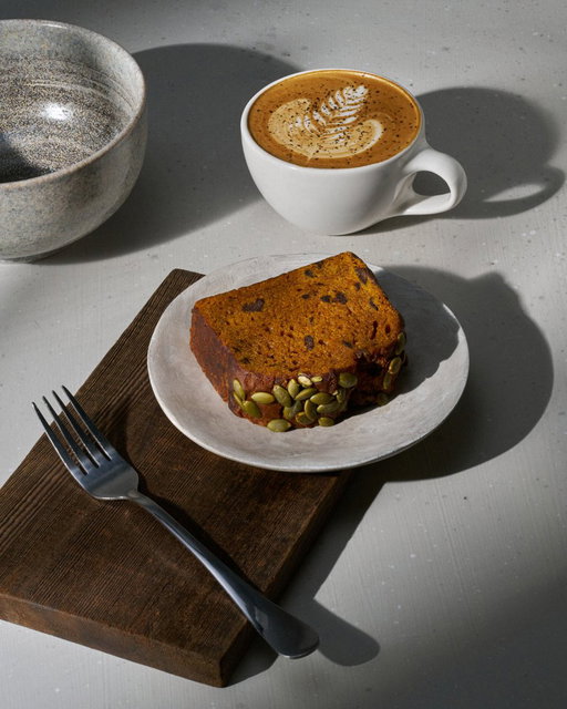 Fall has officially arrived in our cafes. Our seasonal culinary menu features warming fall flavors like pumpkin spice, honey sage, maple pecan, and cranberry orange. Check our app to see what’s available near you https://bit.ly/4aILaqX 