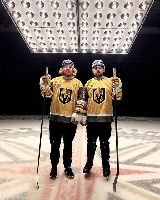 Had to bring in the experts to test the VGK Media Day setup 😅 @Blutman27 @JeffDLowe 