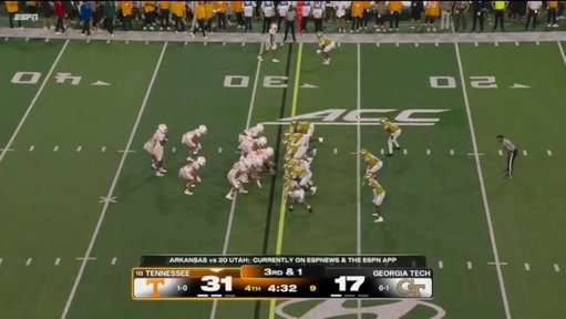 Last week when @deseanbishop ran for 147 yards and 2 touchdowns👀😮‍💨

Showing everyone why he’s the most underrated RB in all of CFB😤🔥

(🎥: @espn) 