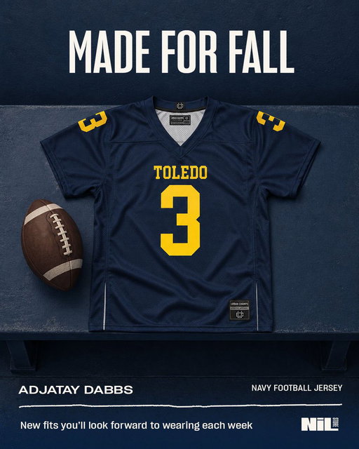 Made for Saturdays. Built for Toledo. 🏈🔥

Adjatay Dabbs’ navy threads are ready for the season. Rep your guy, rep the Rockets, and shop his collection now! 🚀💙💛

Shop➡️https://t.co/zAdnUPnLwk 