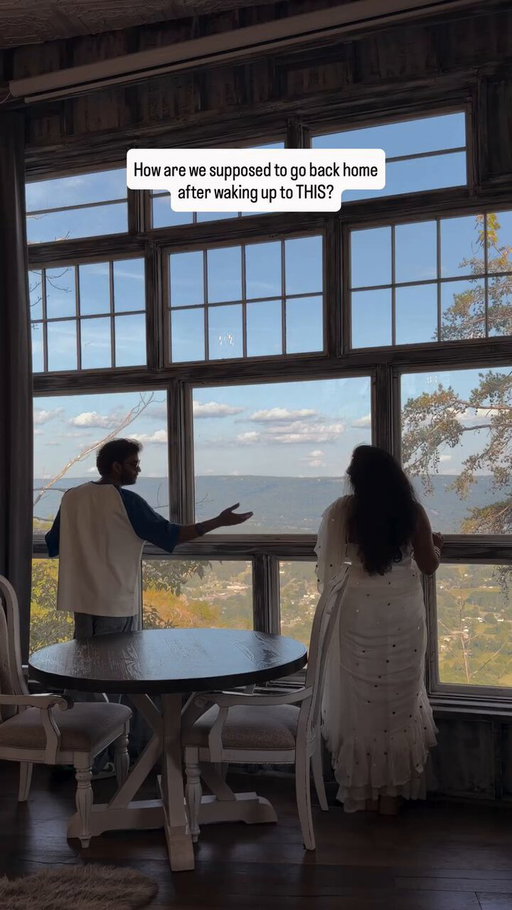 SAVE this if you want to wake up above the clouds ☁️

📍 @boltfarmtreehouse Whitwell, Tennessee
🚗 About 2.5hours from Atlanta

And when I say above the clouds… you can literally wake up, open your eyes and see the mountains from BED. 😭

Floor-to-ceiling windows, sunrise over the mountains, your own hot tub for stargazing, outdoor shower, movie nights on the projector, pizza oven nights and coffee looking over the valley.

And if you want to make a whole weekend out of it, they also have the Wellness Haven with couples massages, sauna, steam room, hot tubs and a cold plunge.

It’s the little details ,music playing when you walk in, robes, beautiful interiors and everything set up to actually make it feel like a romantic getaway.

This is exactly our kind of stay. ❤️

Atlanta couples, SAVE this one.

##atlantathingstodo #luxurystay #tennessee