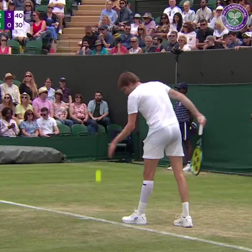 Throwback to when Alexander Bublik decided to hit six underarm serves in one game.
​
At Wimbledon, of all places. 

Peak Bublik 🇰🇿🍿

