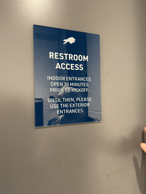The Bills don’t open their bathroom until 30 minutes before kickoff????? 