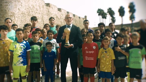 Nuestra Copa del Mundo no podía haber elegido mejor lugar para iniciar la #NationsLeague.

🫂 Ceuta, pueblo ceutí: el camino empieza con vosotros.

#VamosEspaña 