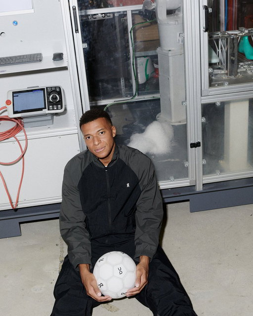 @KMbappe Dream On, Football.

I still dream of playing football.

That might surprise you, coming from someone who plays it for a living. But it's true.

I still dream of playing with my friends. Playing until sunset. Until dinner. Playing just because it was a game, long before it could become a career.

I have followed this dream for as long as I can remember.

Once again it has led me to one of the biggest changes in my life.

Now, I find myself surrounded by innovators who dream of the same things I do.

Of bringing foot as close as possible to ball.

Of bringing the people as close as possible to the game.

Of bringing the world as close as possible to play.

I guess that's the thing about dreams that refuse to change. They're usually the ones that change everything.

#DreamOn