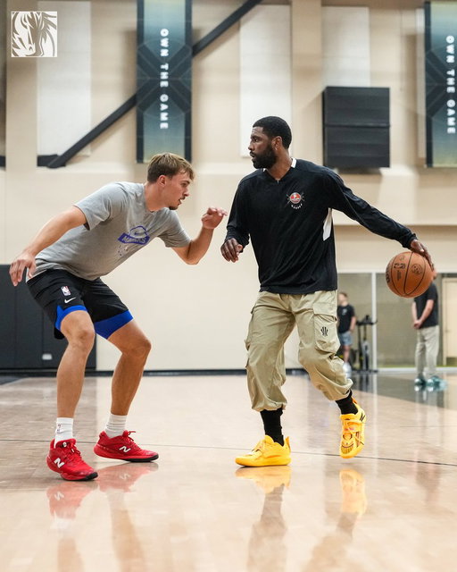 Workin’ on the West Coast 🌴

#MFFL 