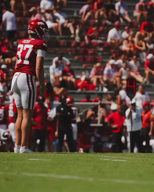Special players make special plays @LHumphreys312 
