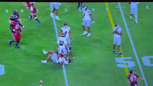 The kids have turned on Shane Beamer in South Carolina. 