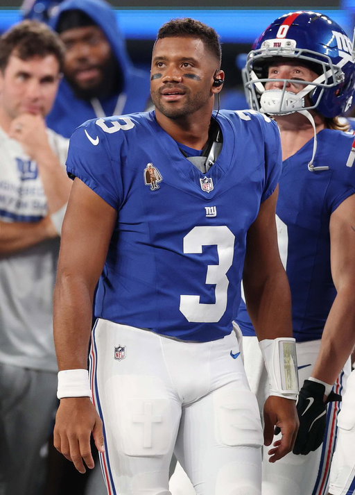 Russell Wilson has agreed to sign with the Giants in light of the Dart injury

The Giants did not agree 