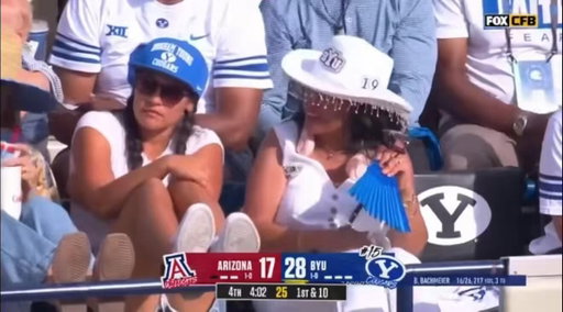 🚨WILD: BYU quarterback Bear Bachmeier and his family reportedly eat dinner together completely NAKED, according to a bizarre story shared during last week’s FOX broadcast 😭 