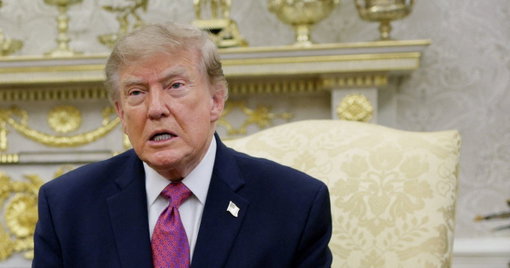 Trump’s press ban fell apart in about 11 hours, and that was only the start of his bad day. A judge he appointed ordered the passes restored at 1 a.m., and his White House kept reporters out until noon, folding about 30 minutes before it had to explain itself in court. The TV networks still haven’t come back, so Trump hosted Xi Jinping for the biggest summit of the year and no American network aired it live, while Chinese state TV had cameras in Washington. Tucker Carlson, once one of Trump’s loudest defenders, said Trump’s own Cabinet should have removed him from office. And Nevada checked the 185 voters Trump’s Homeland Security Department swore were noncitizens. Every one of them was an American citizen. Read it all in the Really American Substack: https://t.co/Ys3vvu27Q6