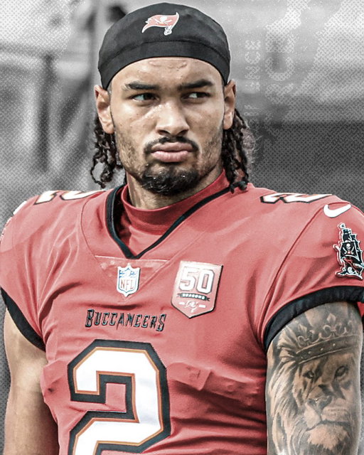 It's been 320 DAYS since Emeka Egbuka last scored 10+ fantasy points...

The last time he did it? Week 10 of LAST SEASON against the Patriots. 