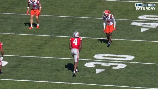 No football player has ever been in more hell than No. 0 on this play. 