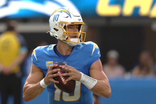 THE PUBLIC IS HAMMERING THE BILLS 🚨

97% of the Money on Bills ML
94% of the Bets on Bills ML
89% of the Money on Bills Spread
84% of the Bets on Bills Spread

Everyone has given up on the Chargers 😳 