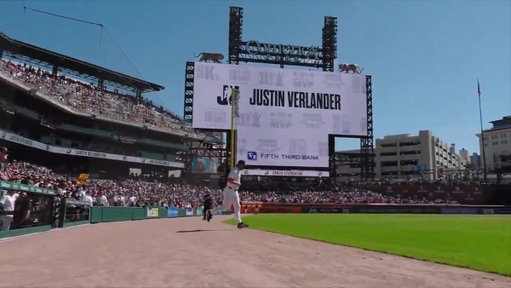 Justin Verlander takes the field for the final time 🧡

🎥 @MLB


