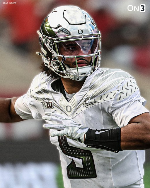 NEW: Oregon QB Dante Moore suffered a concussion against USC and is expected to return this season, CBS reports. 

https://t.co/MWDfdkXjbK