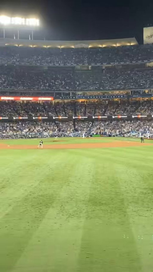 @TickPick Max Muncy hits an 18th inning Home Run against the Red Sox in the 2018 WS 