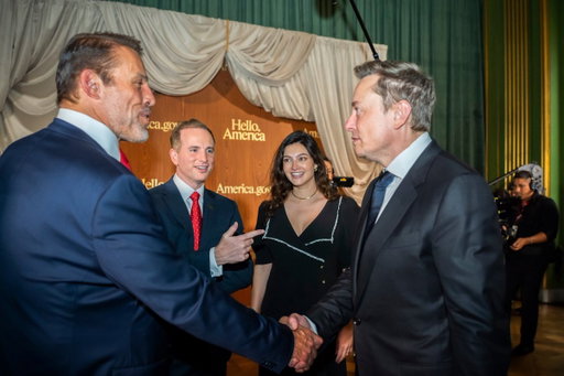 I had the privilege of speaking with @elonmusk this week.

He shared his vision for satellites that deliver internet to every corner of the world, rockets that capture solar energy in space and send it back to Earth, and even moving data centers off the planet.

The vision is extraordinary. But what sets Elon and his team apart is how they execute -- they find a way to make it happen.

I can’t wait to see where this vision takes us next. 🚀